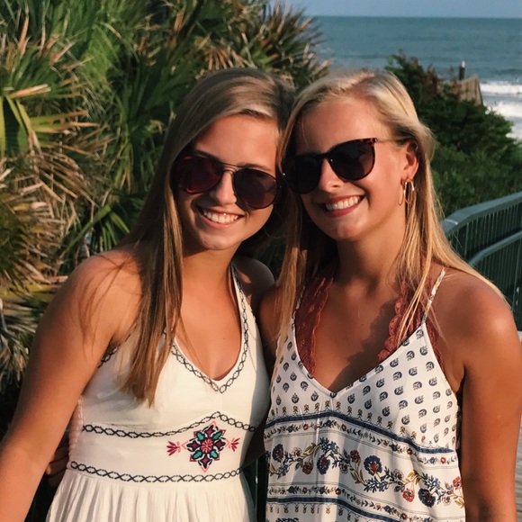 Meet your Posher, Maddy - Picture 1 of 5